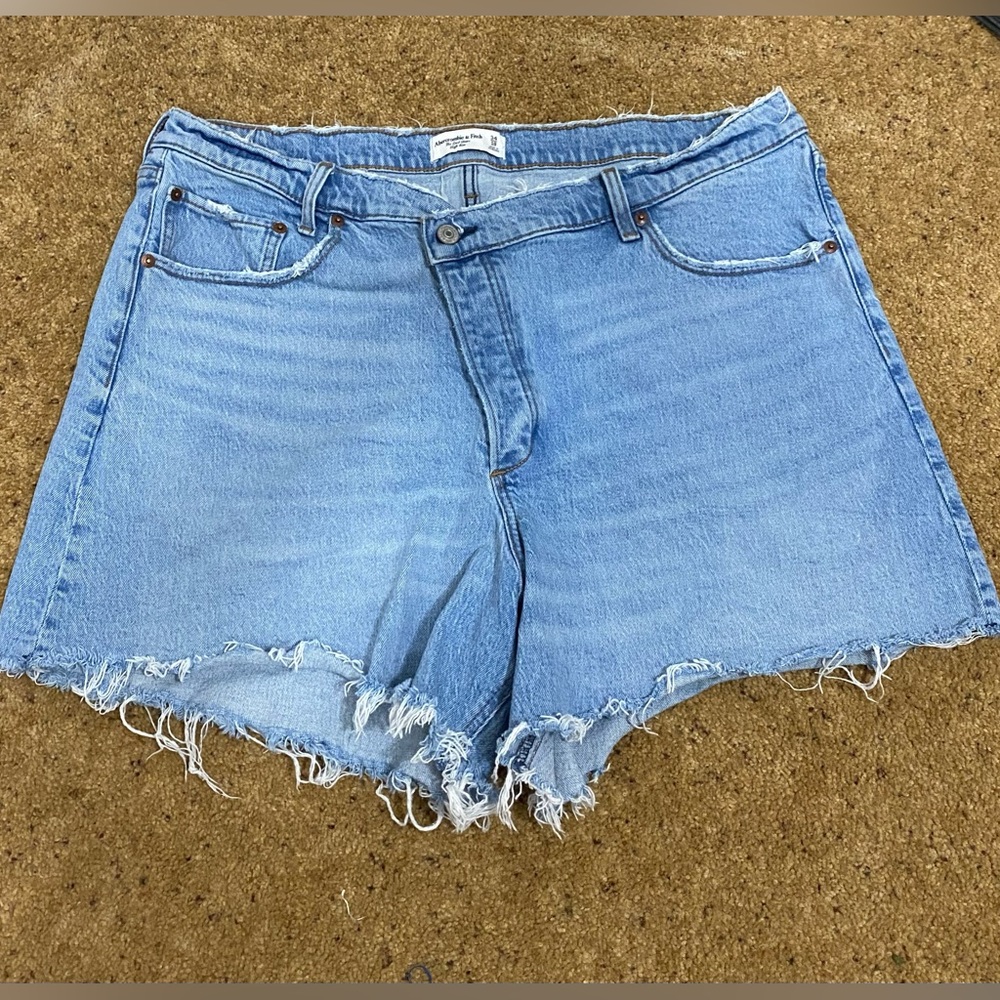 Abercrombie & Fitch Womens Denim Shorts